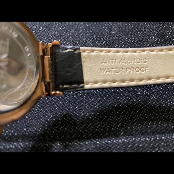 Chanel watch unique - Picture 4 of 6